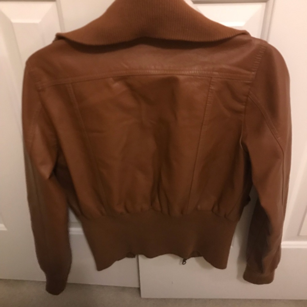 Brown jacket - Picture 2 of 2